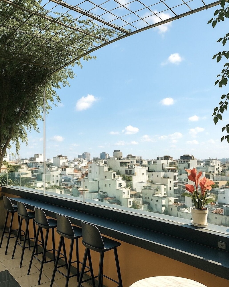 Hanoi Lion Boutique Hotel 50/58