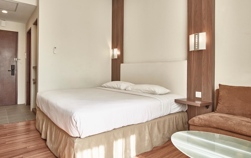 Grand Cikarang Hotel 17/50