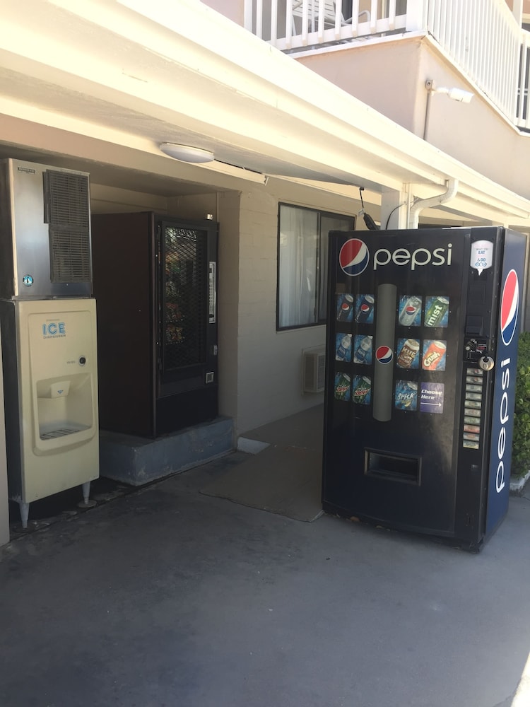 BestWay Inn Paso Robles 17/29