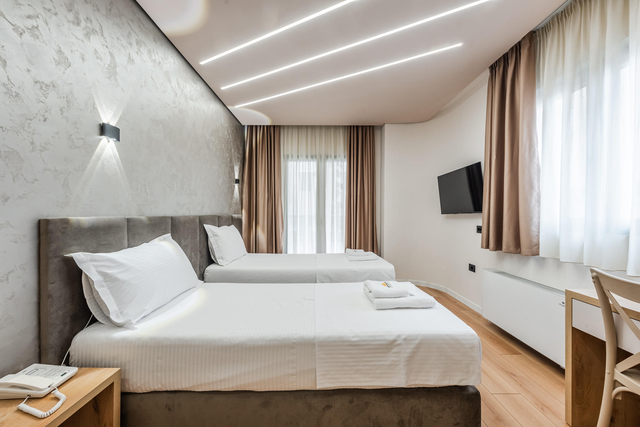 Superior, Twin Beds, Balcony