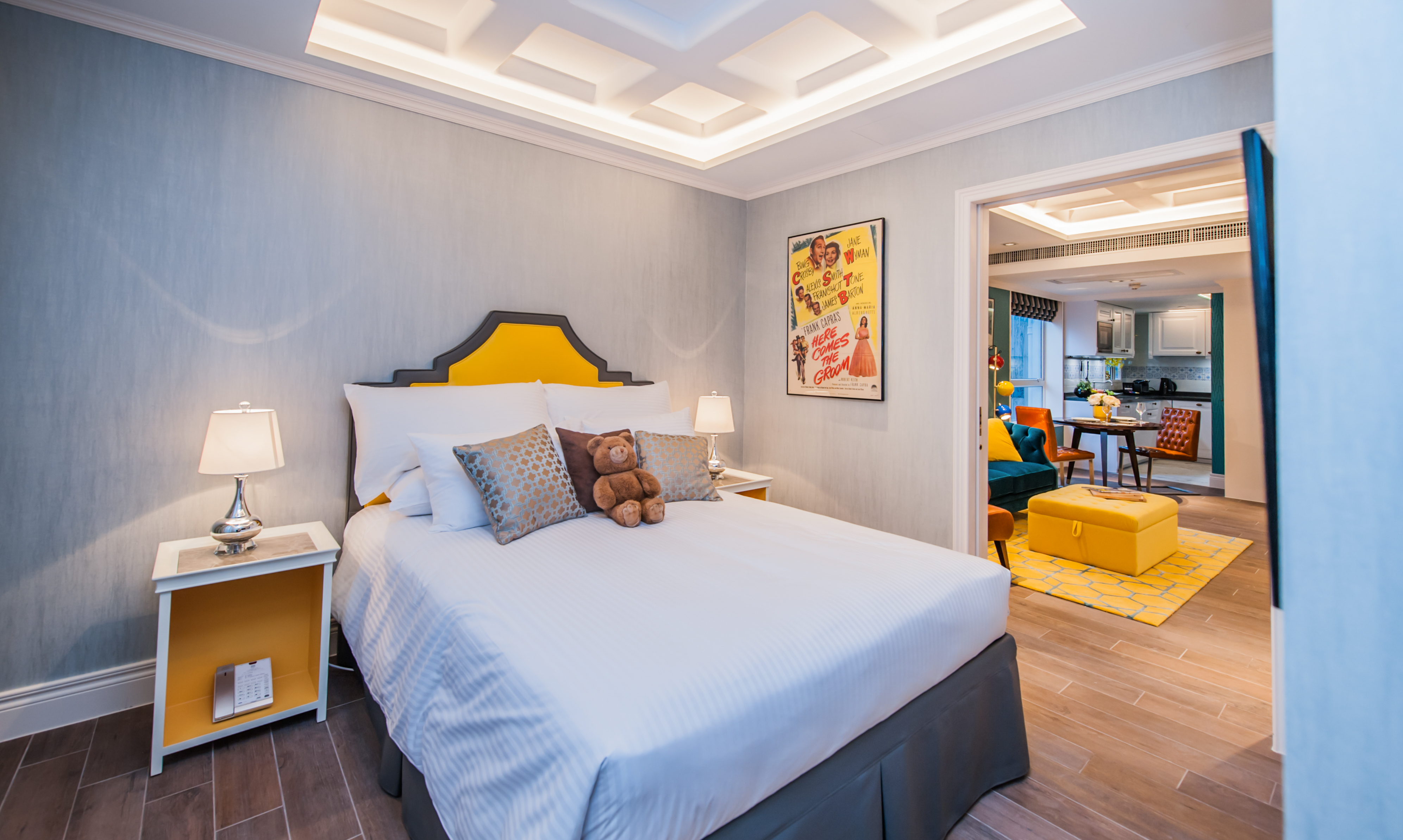 GRAND, DELUXE, SUITE, QUEEN BED