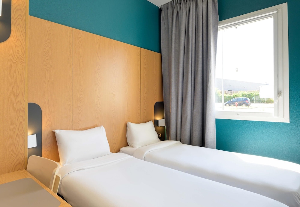 B&B HOTEL Lieusaint Carre Senart 3 etoiles 16/50