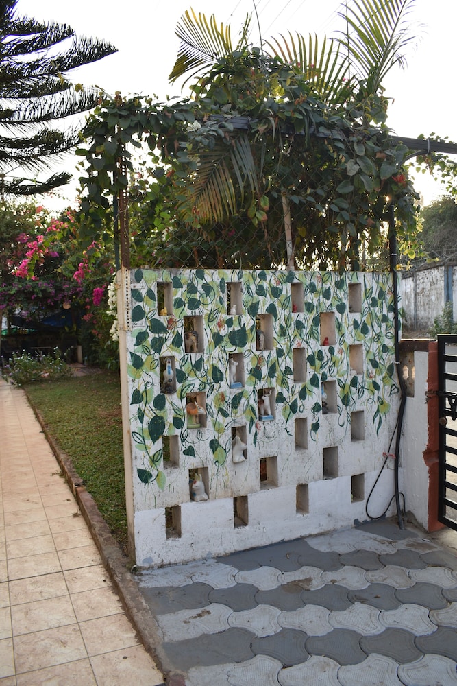 Athi Resorts 36/50