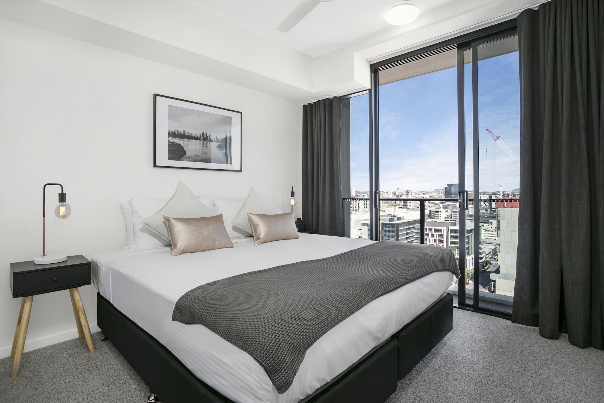 3 Bedrooms, Apartment, 3 King Beds, 2 Bathrooms