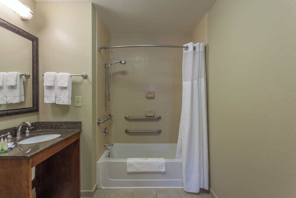Staybridge Suites Greenville I-85 Woodruff Road 55/58