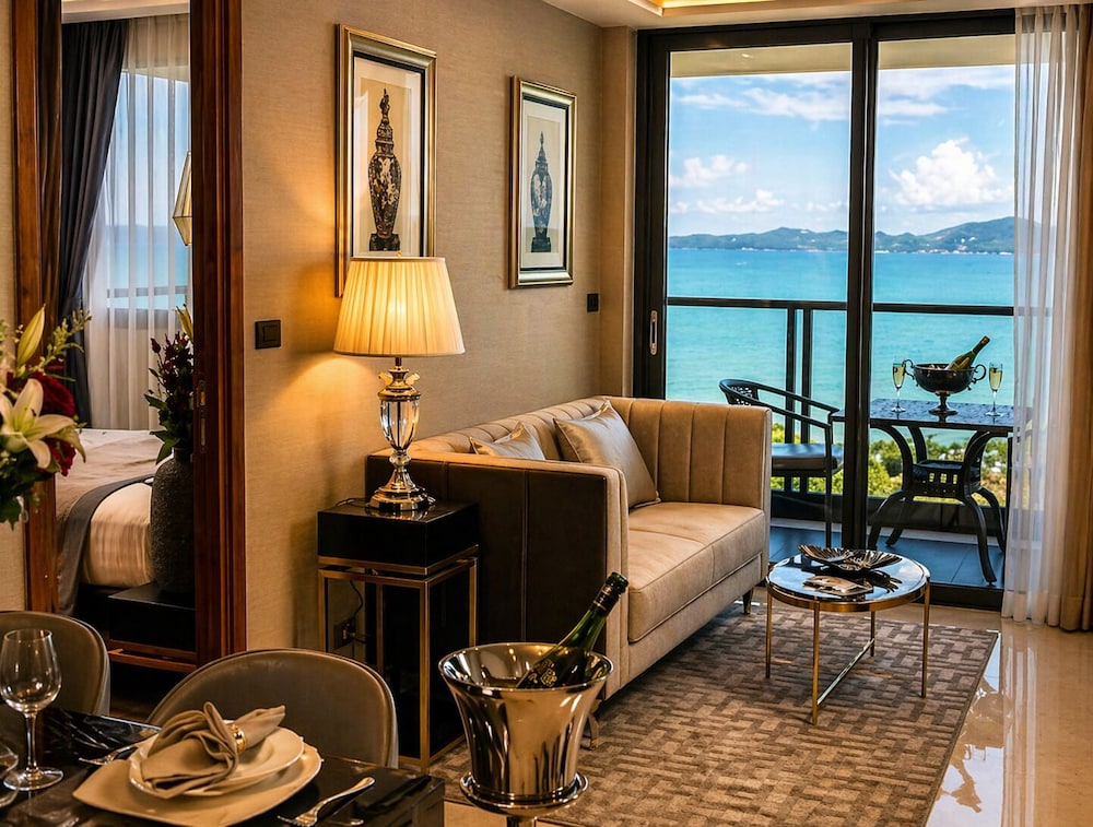 The Elysium Pratumnak Pattaya - By SHG 33/50