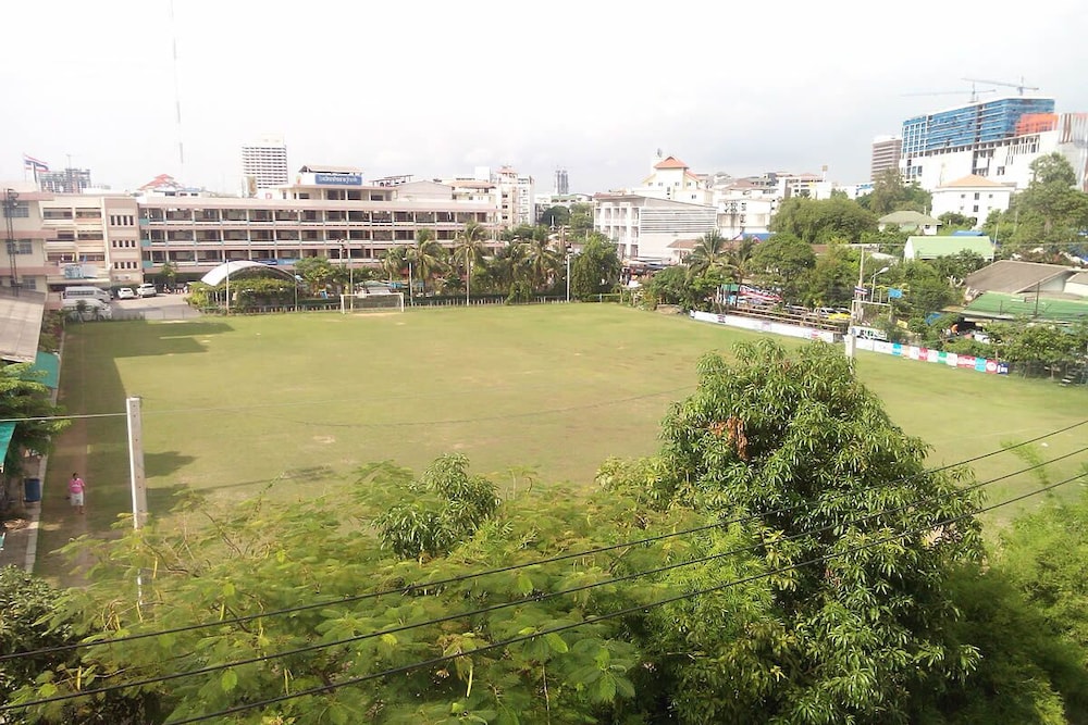 M Place 55/55