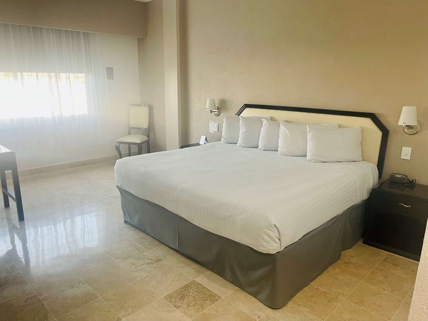 Days Inn by Wyndham Tuxtepec 12/30