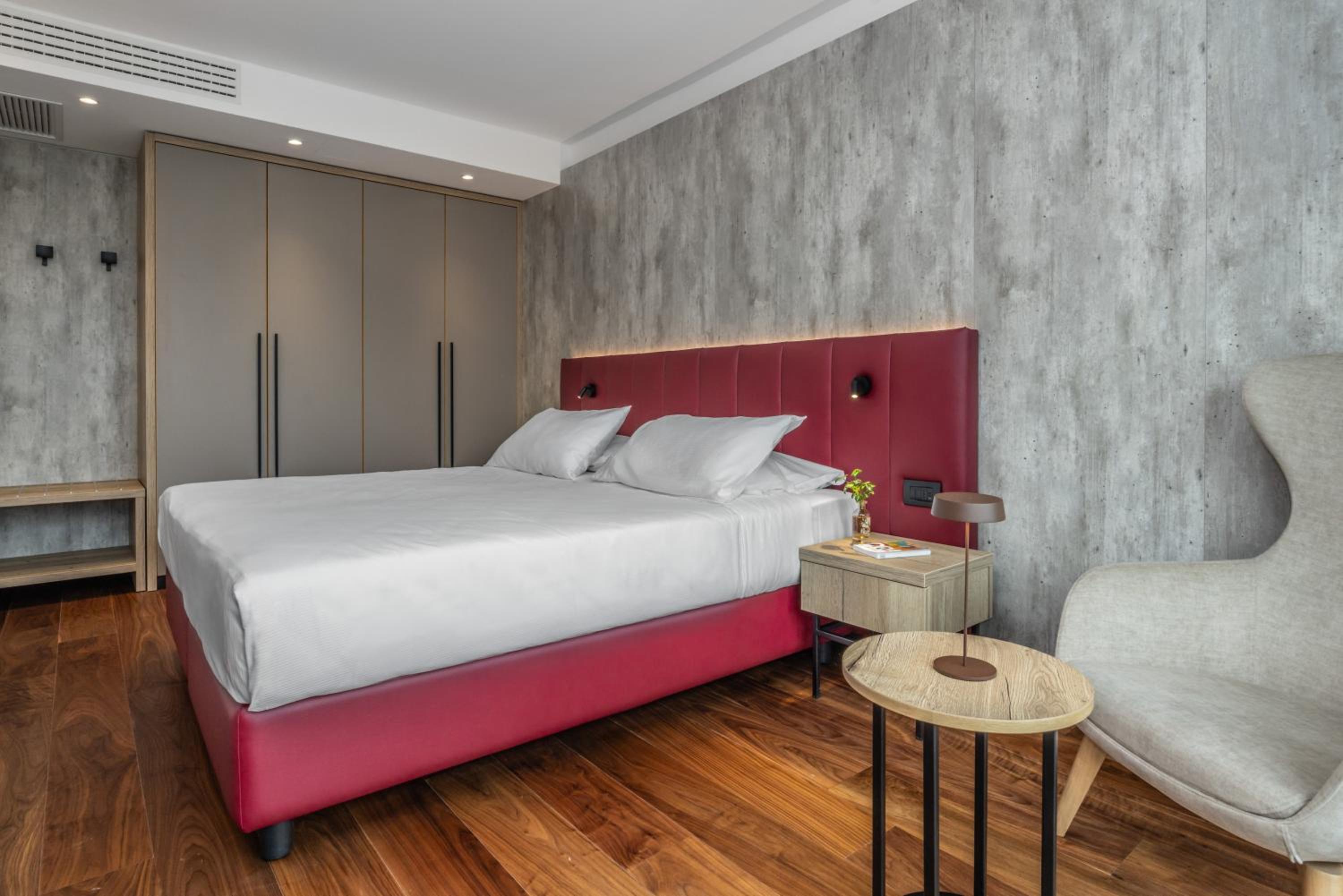 جناح عائلي بشرفة، Hotel Garda 2/8