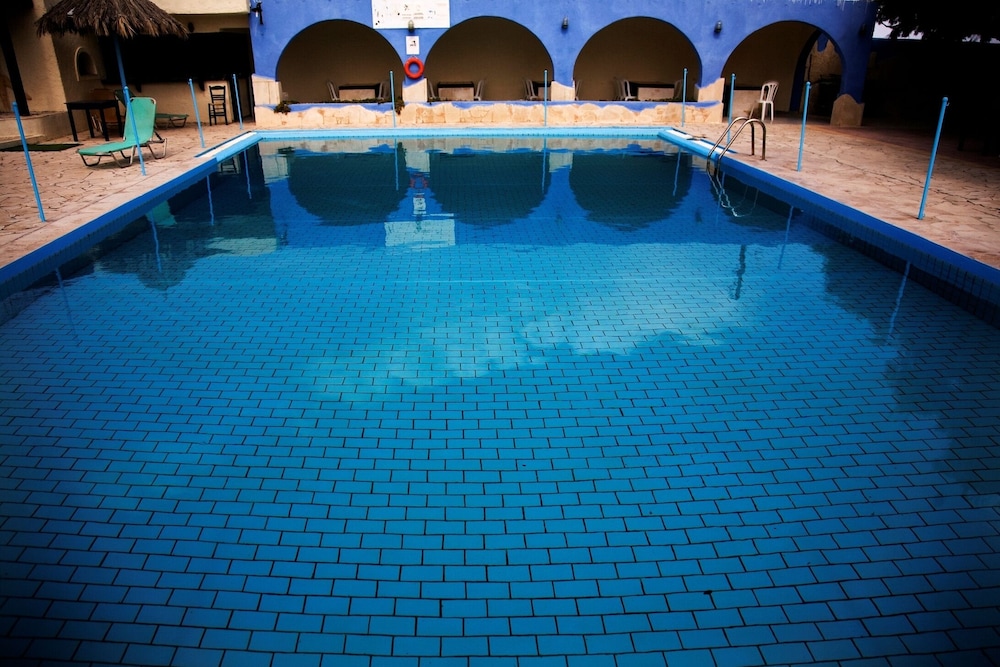 CHC Coriva Beach Hotel and Bungalows 44/75