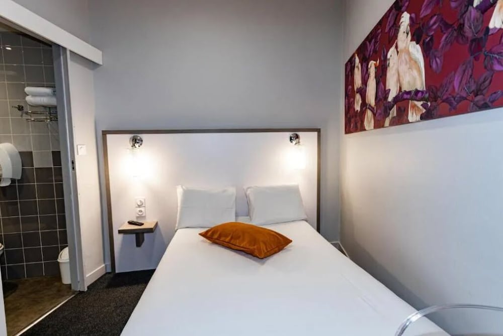 TRADITIONAL, SINGLE, SINGLE BED