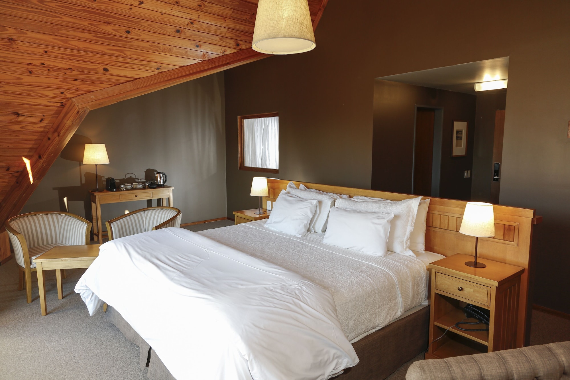 غرفة بريميوم بسريرين منفصلين بإطلالة على الجبل، Los Cerros del Chalten Boutique Hotel 4/10