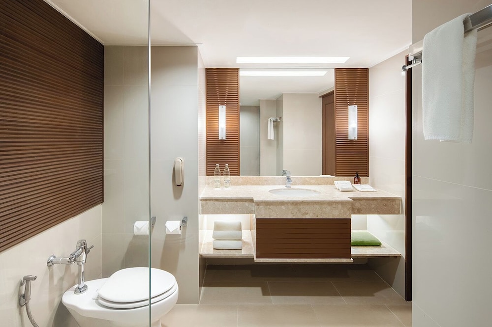 Dusit Princess Srinakarin Bangkok 69/69