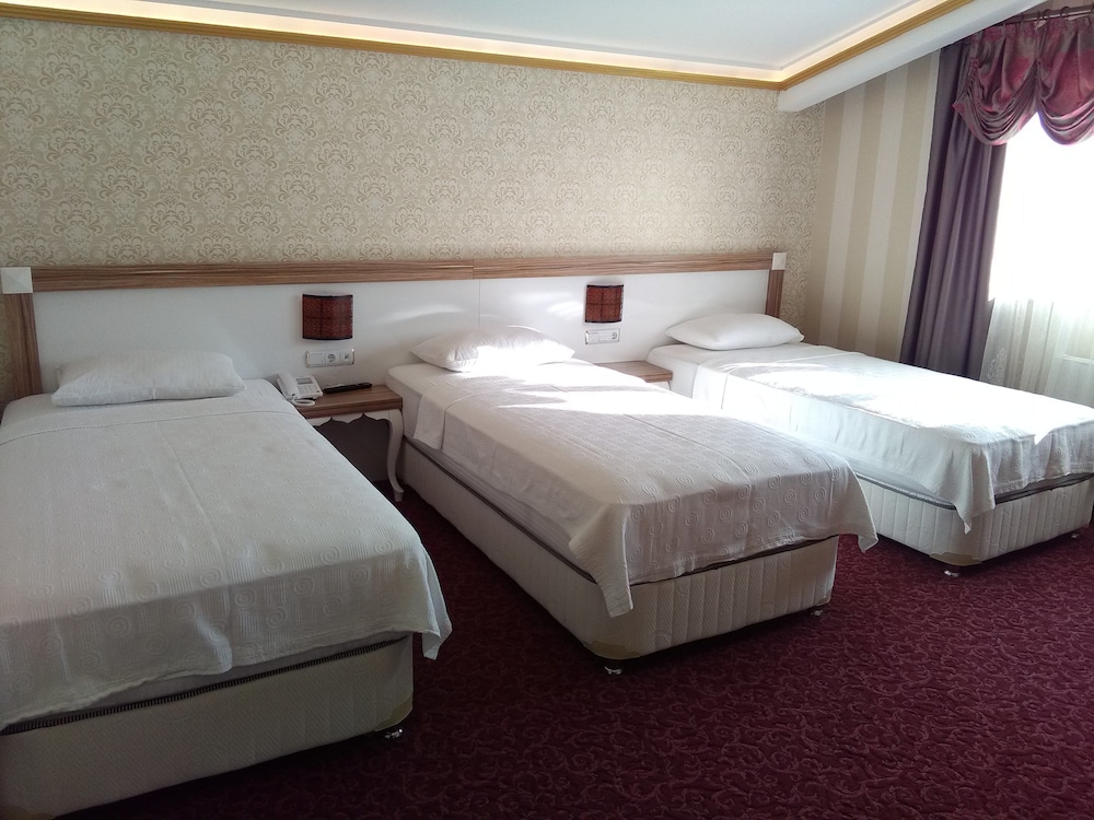 RMS Atlas Otel 5/23