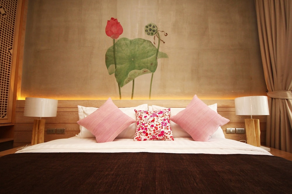Chu Hotel 48/77