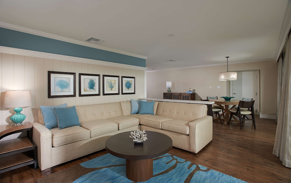 Edgewater Beach Hotel 35/64