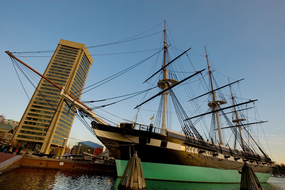 Sonesta Hotel Baltimore Inner Harbor 55/60