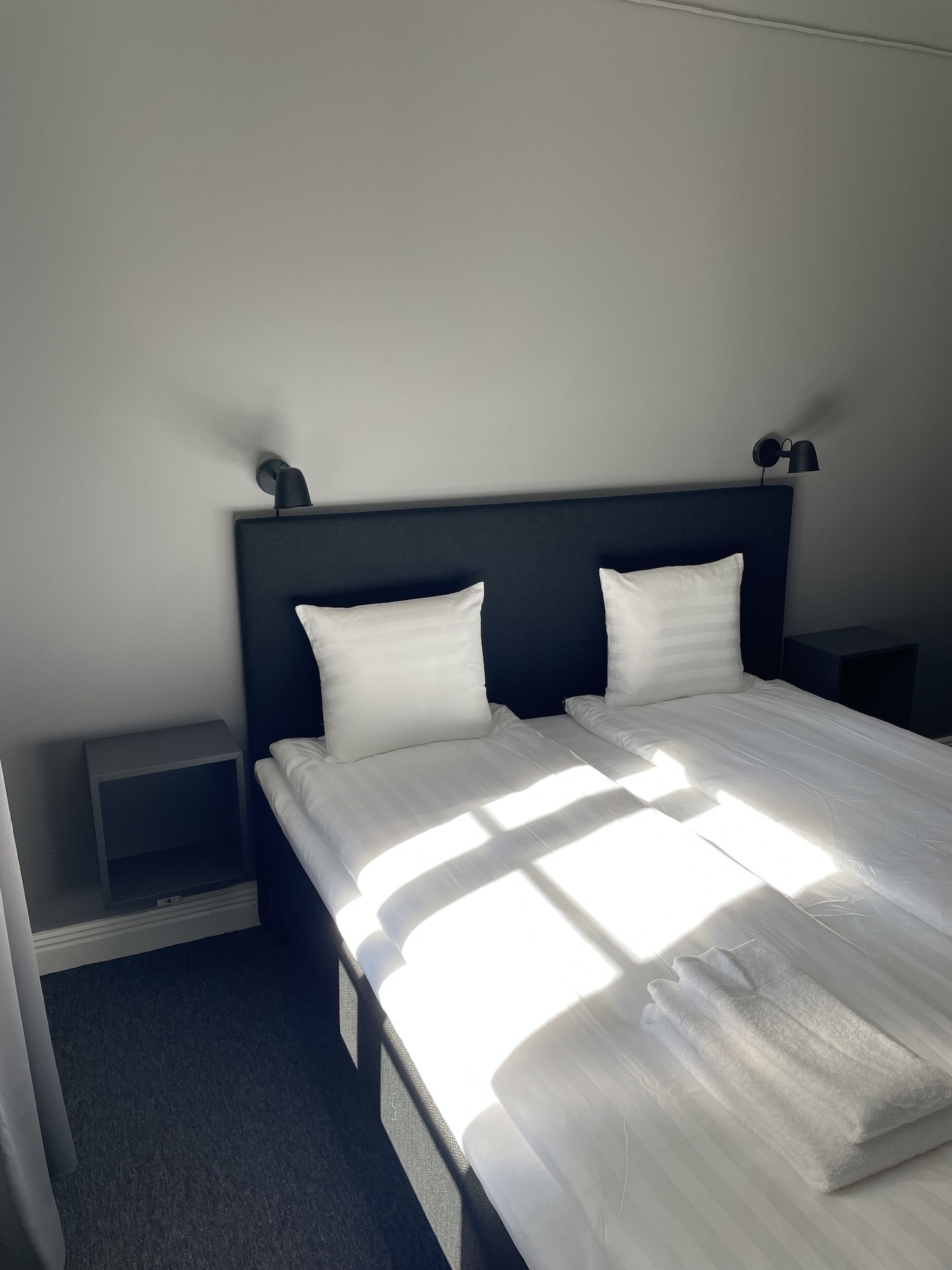 BASIC, DOUBLE BED