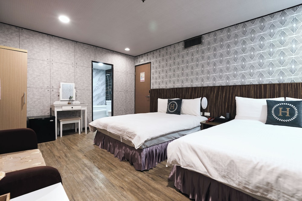 Sofu Hotel 35/47