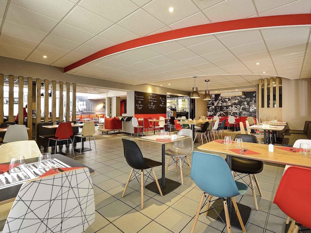 Ibis Poitiers Beaulieu 43/59