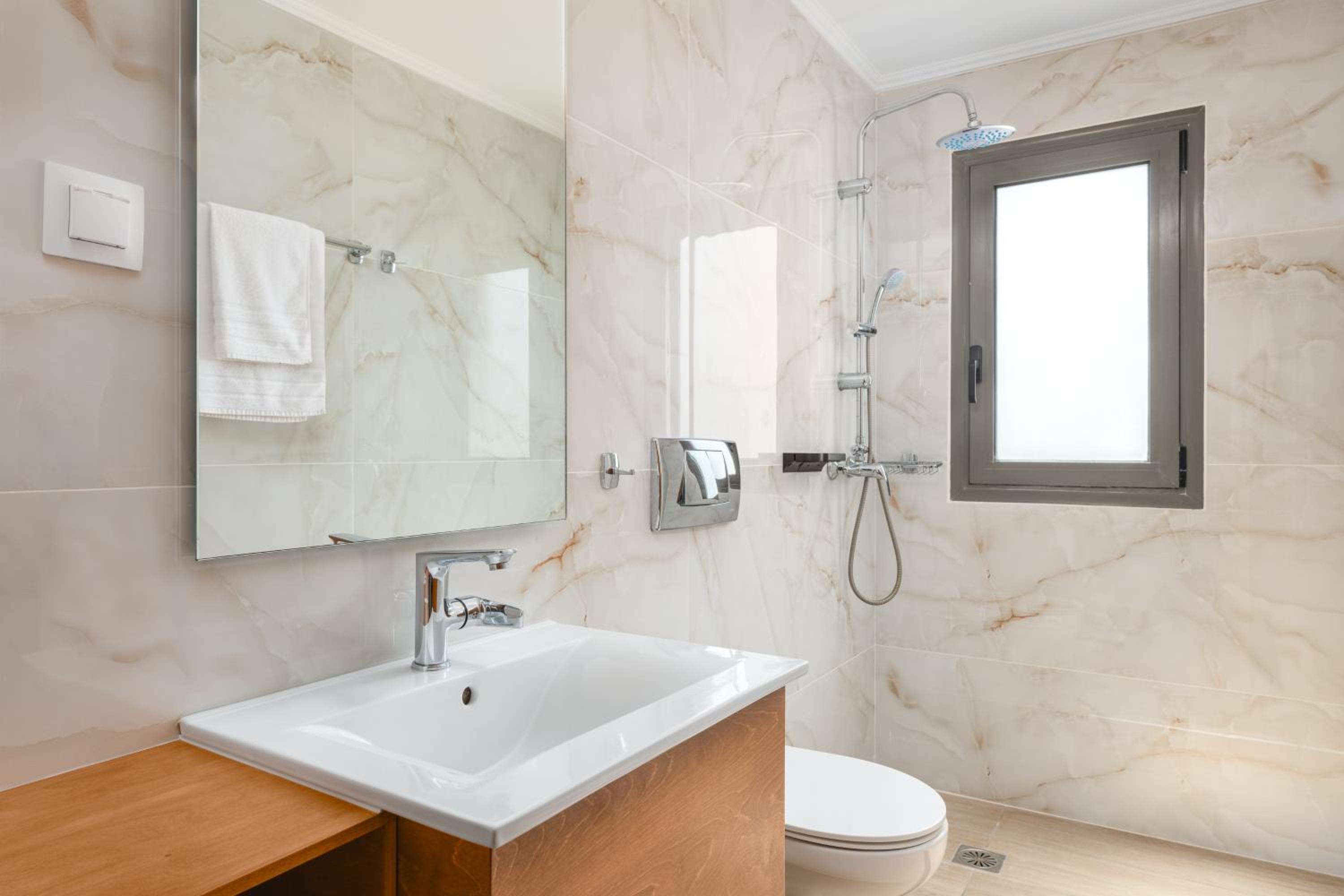 Diana Art Boutique Hotel 50/55