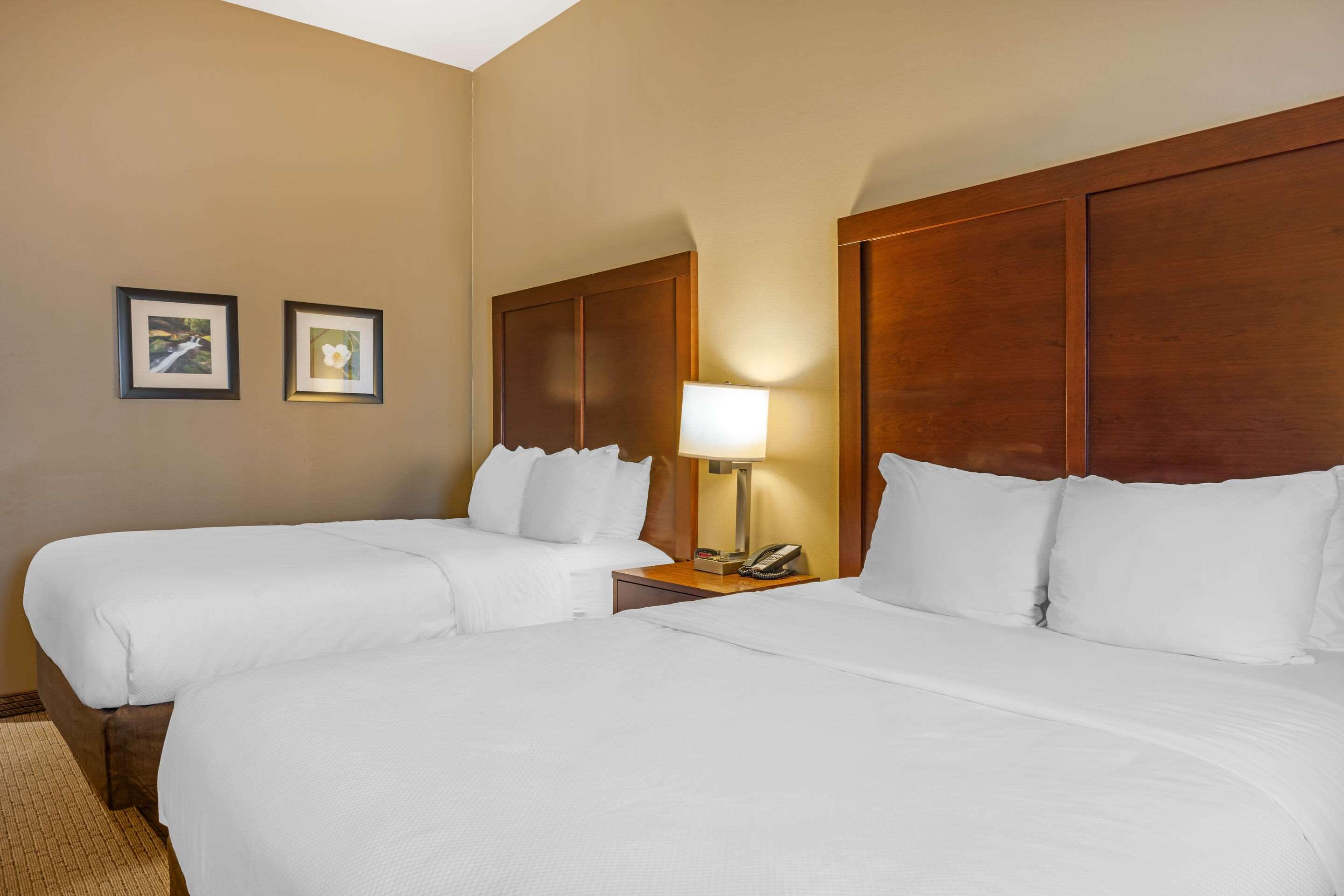 ROOM, 2 QUEEN BEDS