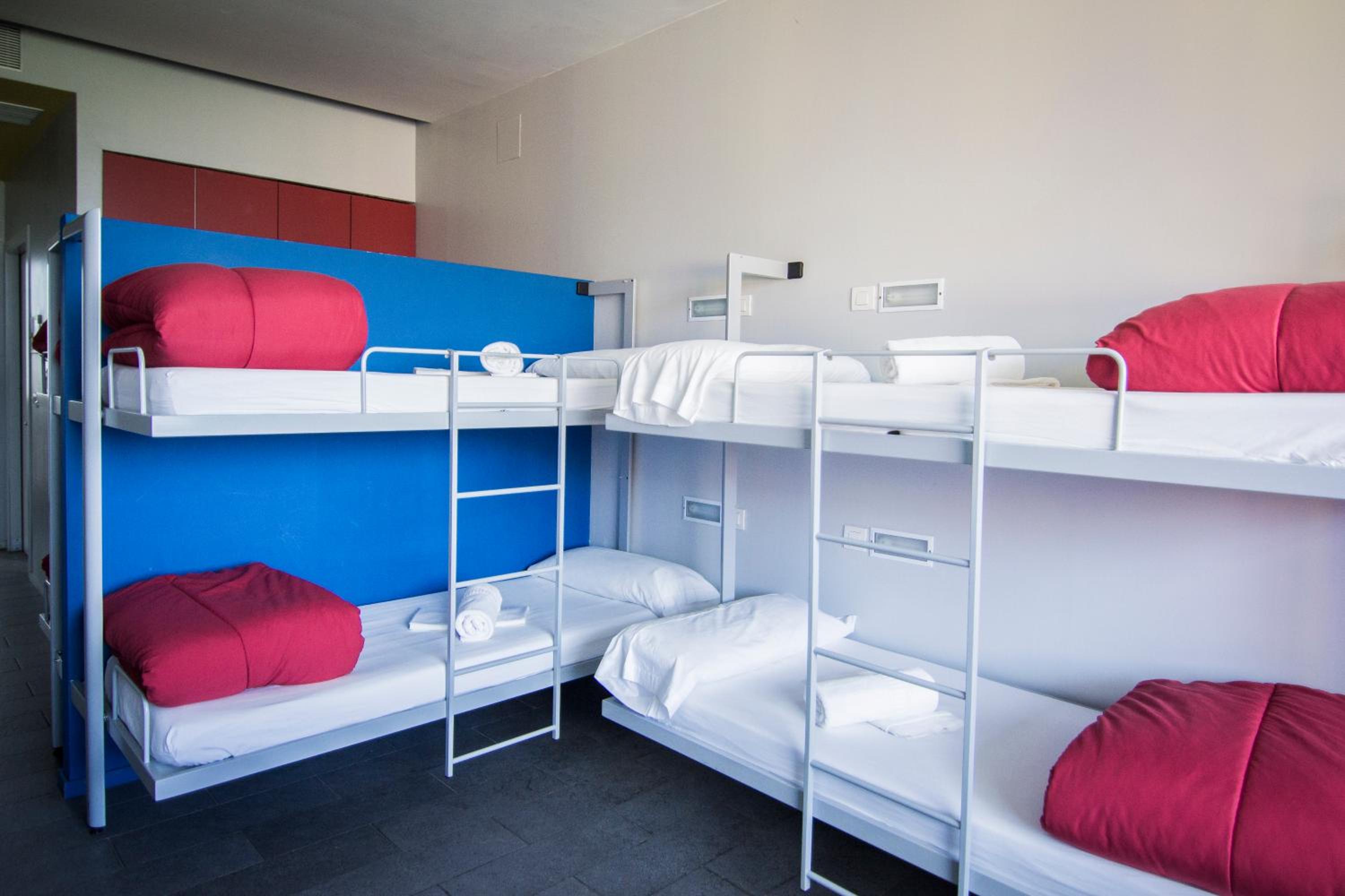 Mixed Dorm, 6 Beds