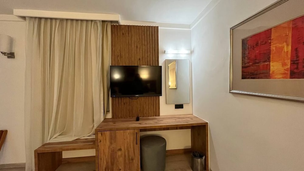 Uptown Buyuk Anadolu Girne Hotel 26/34