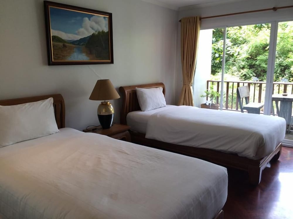 SUPERIOR, TWIN BEDS
