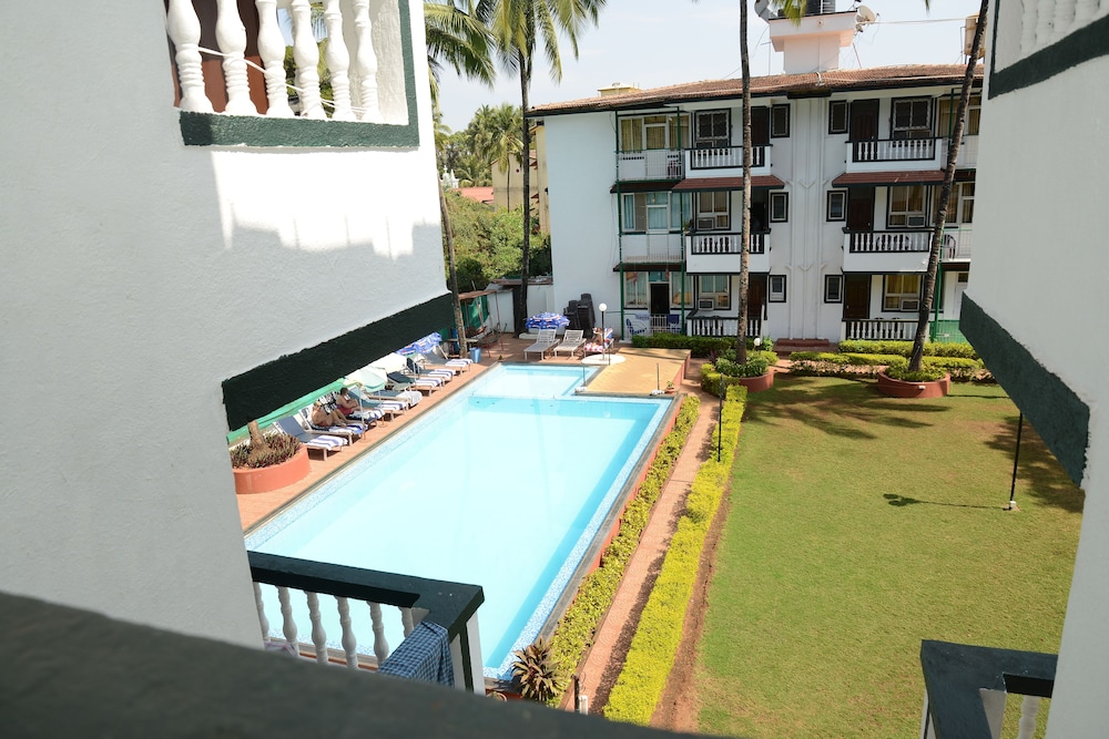 VALENTINES RETREAT 17/64