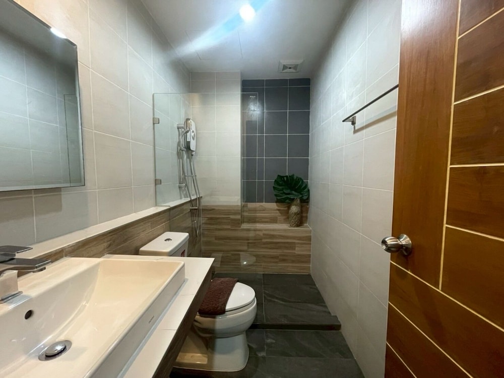 The Living Samut Prakan 50/50