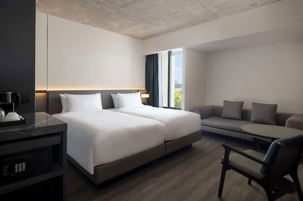 Radisson Hotel Don Mueang Bangkok 12/47