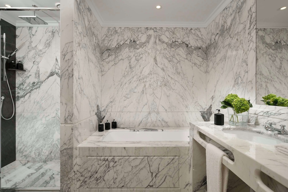 جناح بريستيج بسرير كينج، Parco Dei Principi Grand Hotel & Spa 5/7
