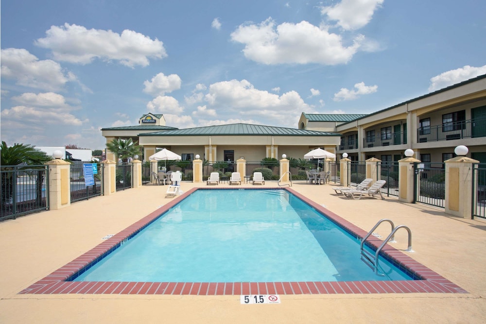 Days Inn by Wyndham Hammond 1/19