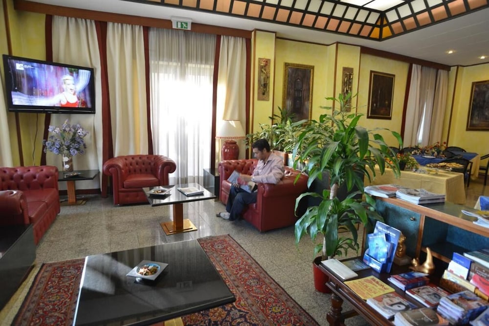 HOTEL GALLES 14/31