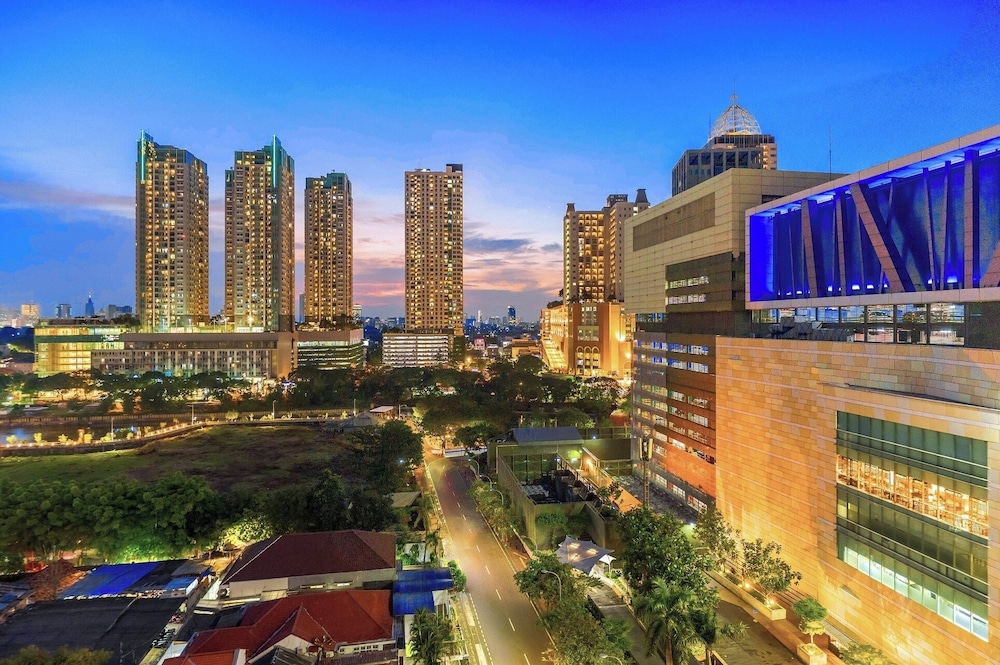 Grand Thamrin Hotel 30/35