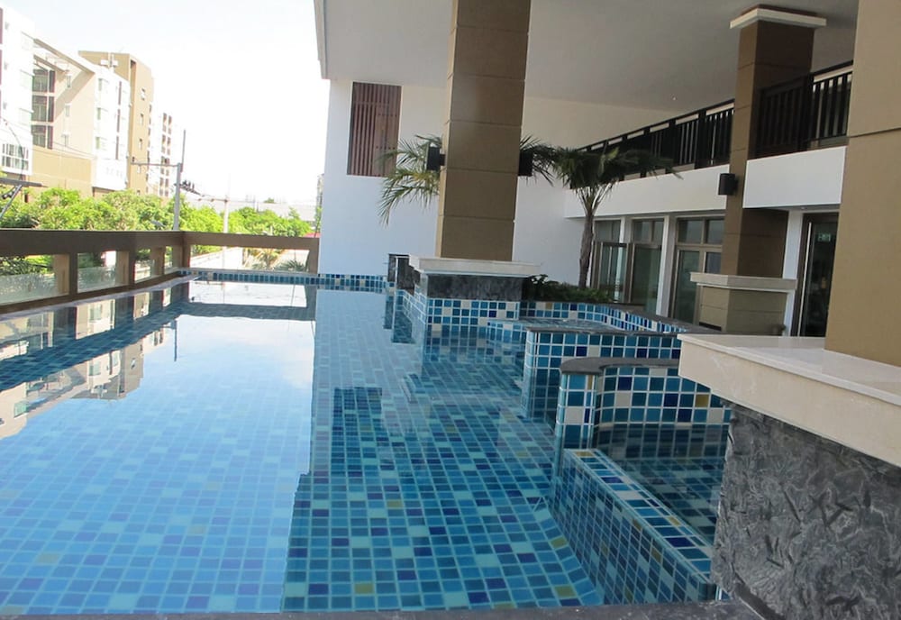 MARCH HOTEL PATTAYA 36/42