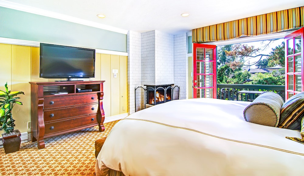STANDARD, KING BED