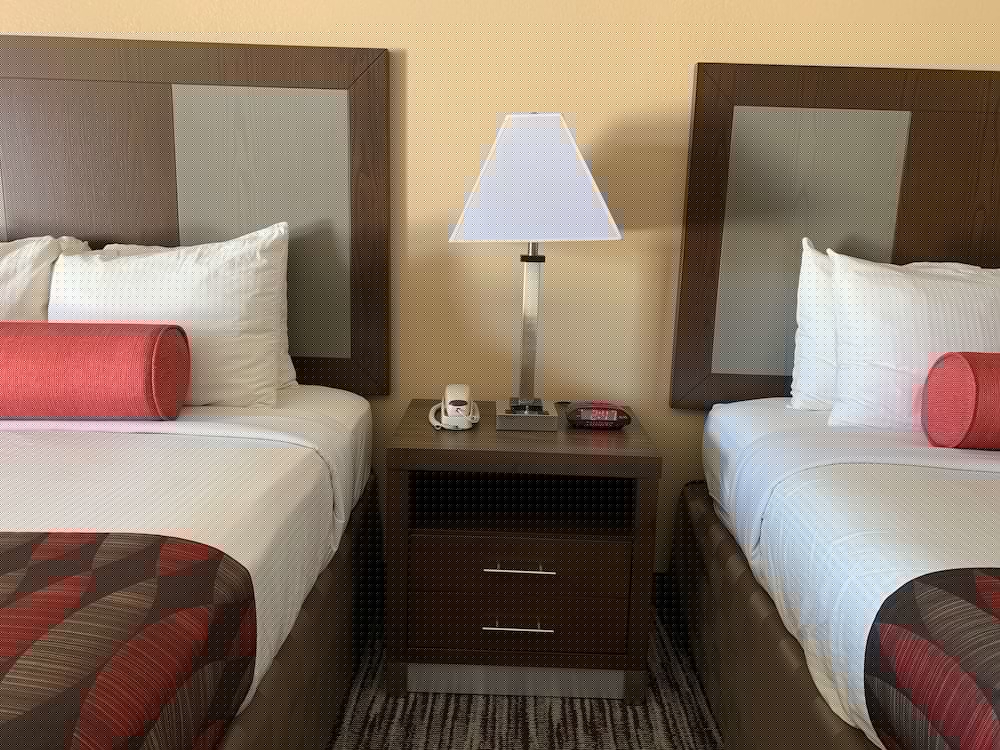 Best Western Windwood Inn & Suites 14/36