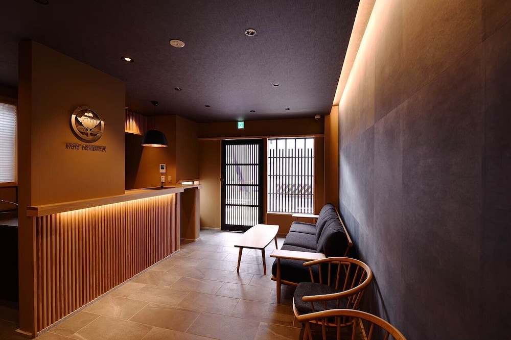 FOUR SEASONS INN KYOTO 5/21