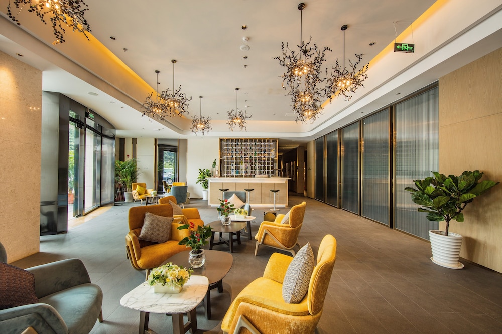 Novotel Shenzhen Bantian 24/50