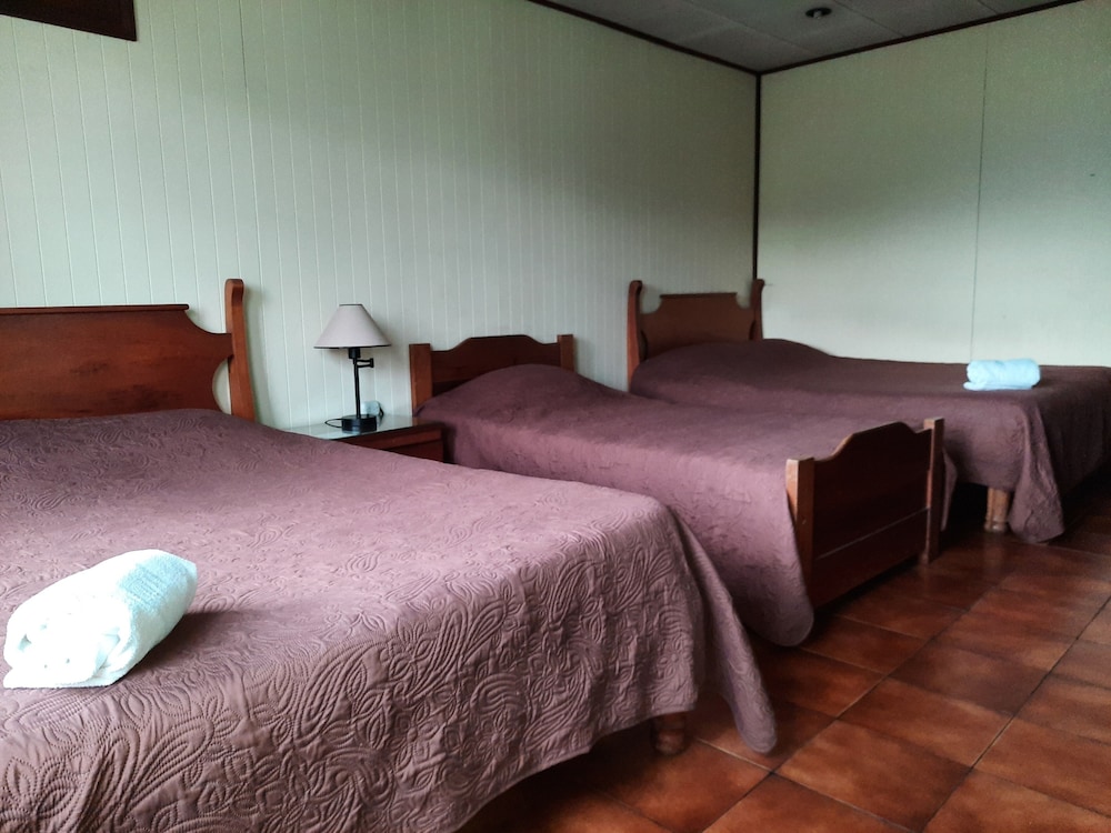 Hotel Casa Las Orquideas 12/72