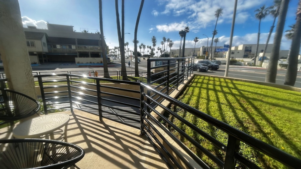Best Western Huntington Beach 61/65