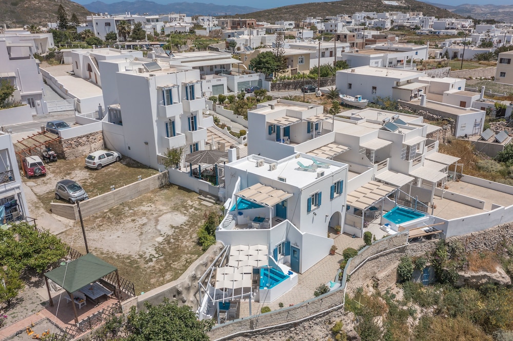 Vivere a Plakes Milos 48/54