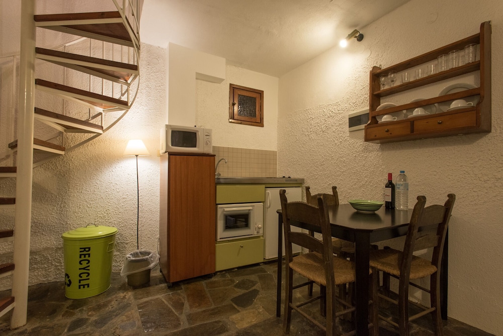 Proimos Maisonnettes 56/72