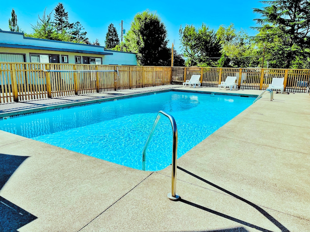 Ashland Motel 26/46