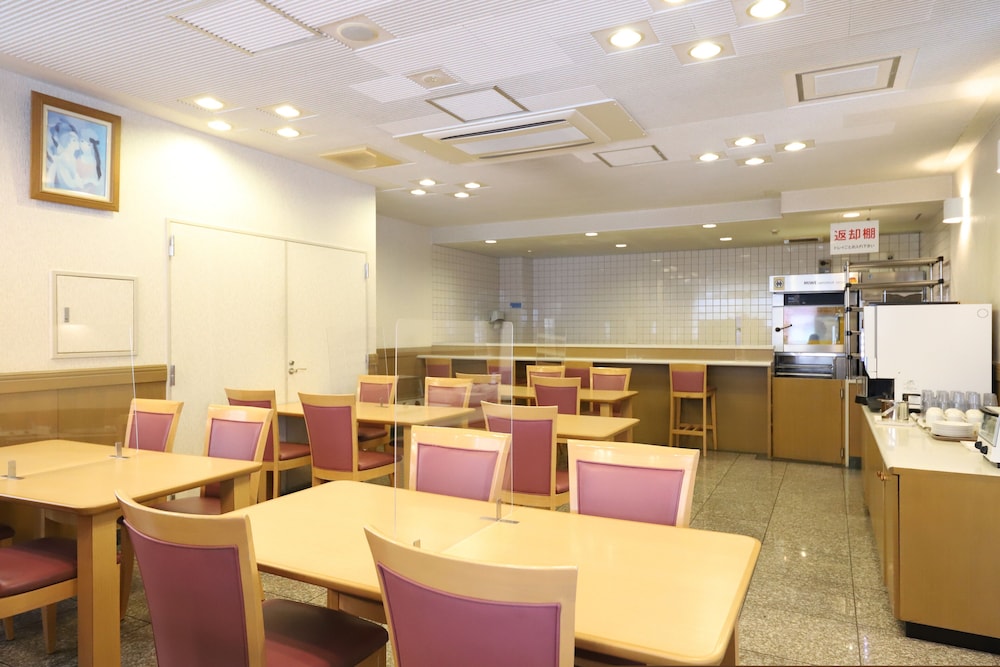 Smile Hotel Takaoka Ekimae 48/58