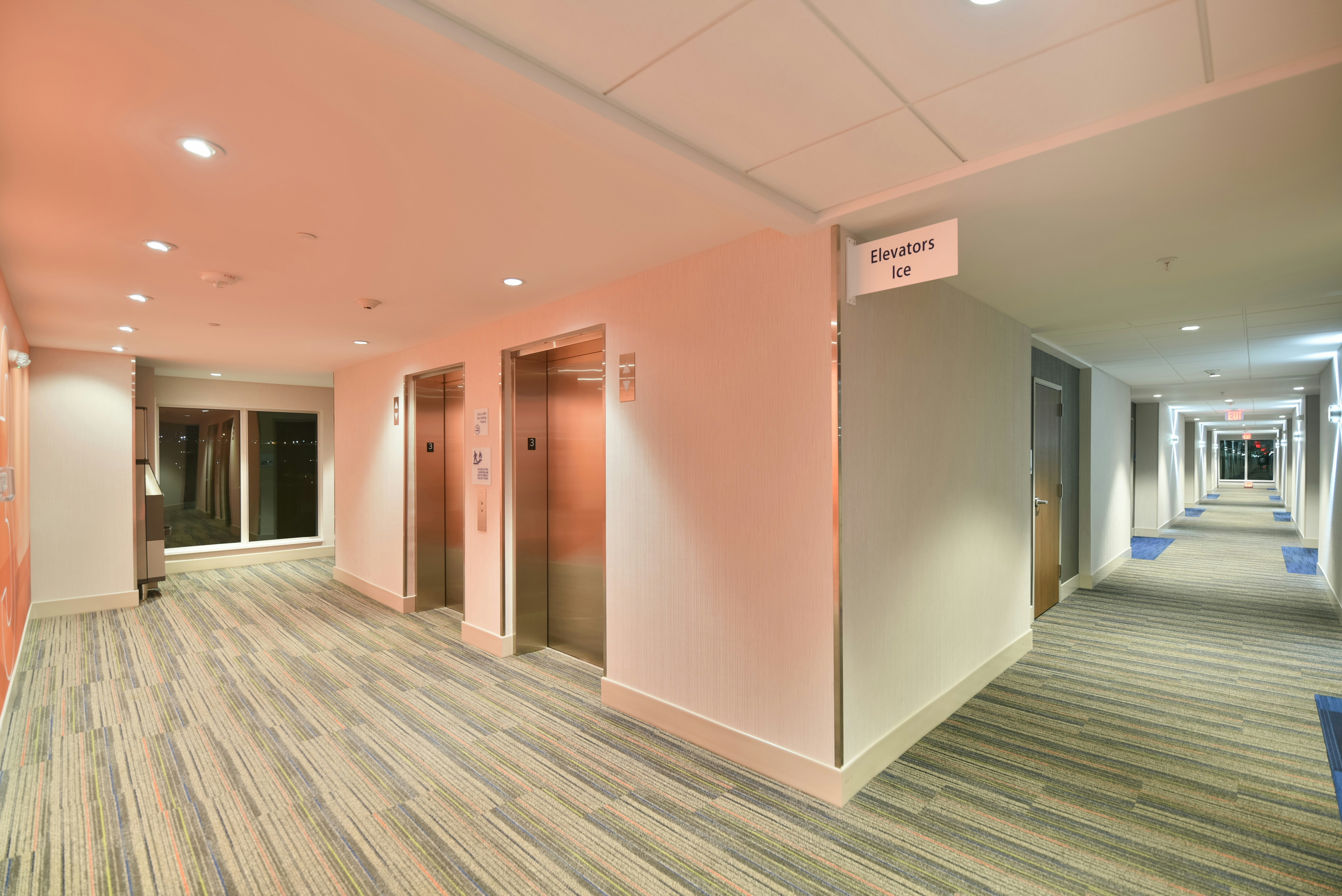 Holiday Inn Express & Suites Lehi Thanksgiving Point 3/58