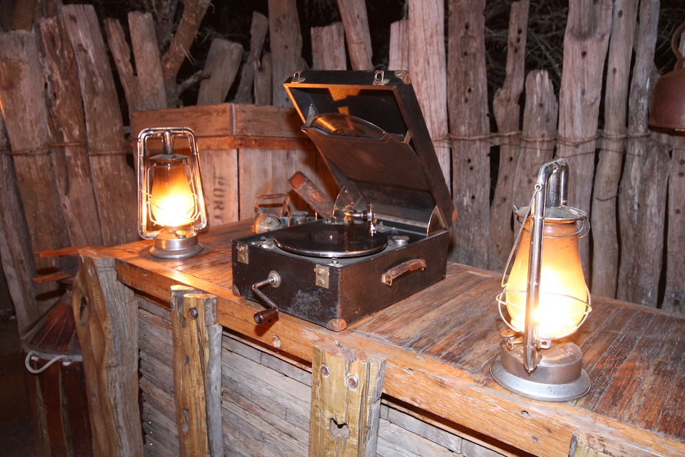 Quatermains Camp 10/49