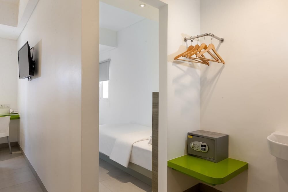 Amaris Slipi Jakarta 27/27